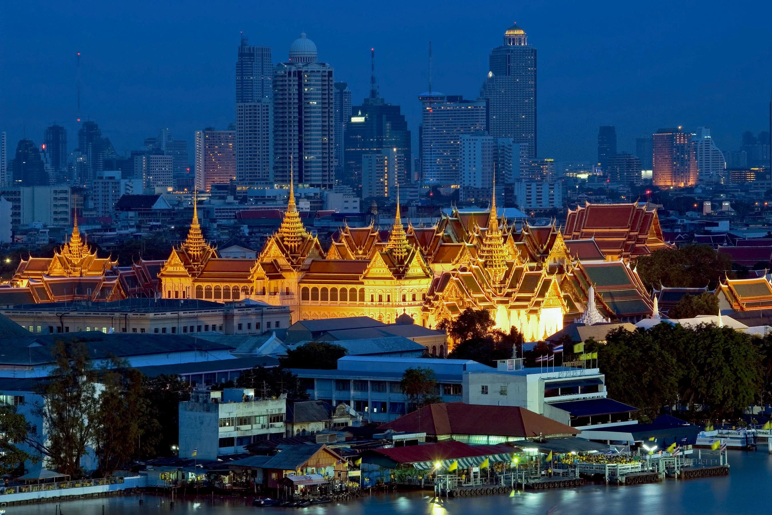 Bangkok to Pattaya, Tiger Park and Floating Market